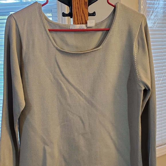 J. Jill Tops - J.JILL women's top ( knit) size M